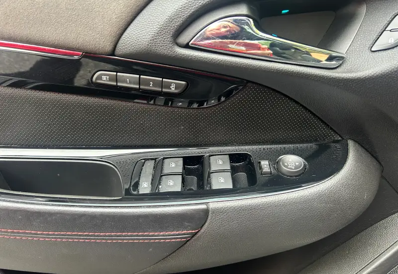 2017 Chevrolet SS Sedan photo 45